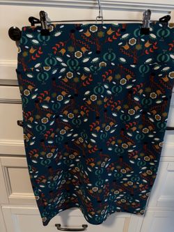 LulaRoe Skirt - L