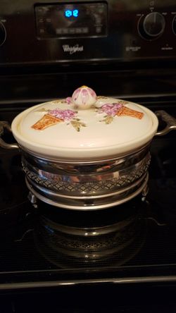 Ovenproof Casserole with Metal Server