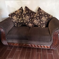 couches and side tables (2 of each)