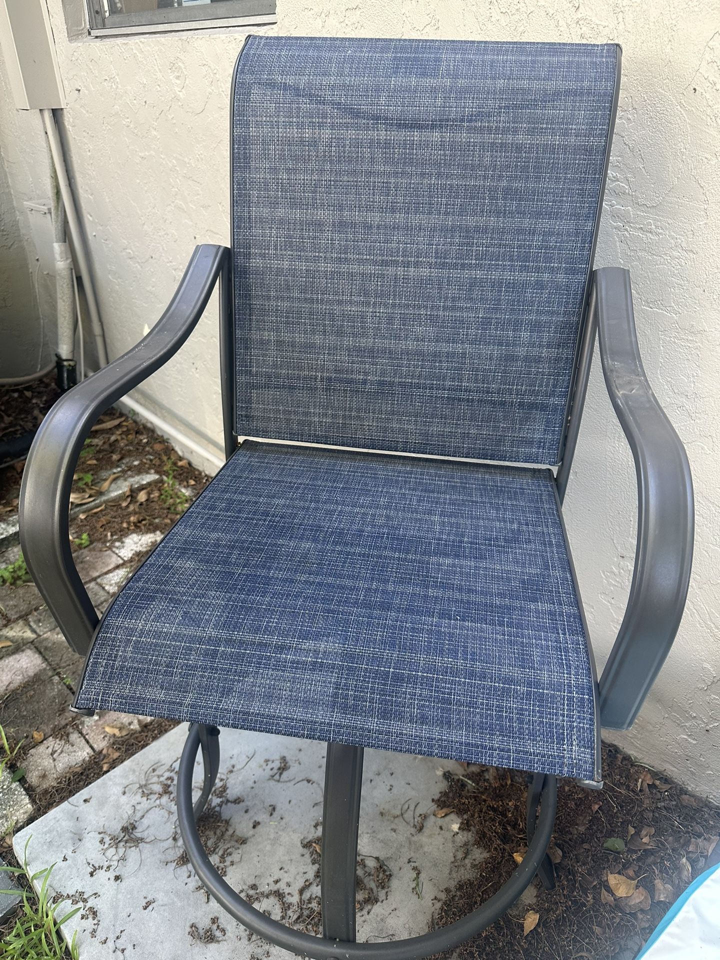 Outdoors Swivel Bar Chairs