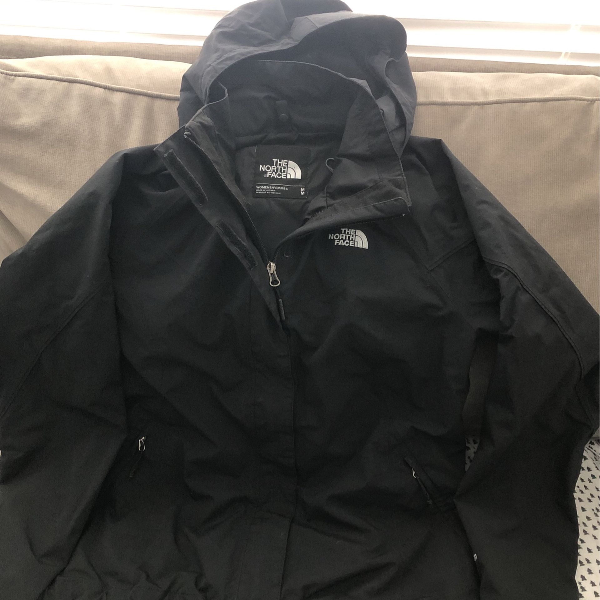 North Face Ladies Rain Jacket Medium