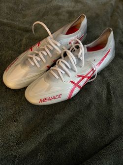 ASICS menace 5