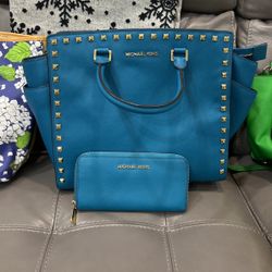 Michael Kors Medium Selma Studded Purse