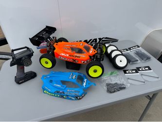 TLR Losi 8ightX with Sanwa radio Hobbywing