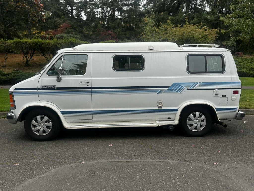 1990 Dodge Ram  Van B250