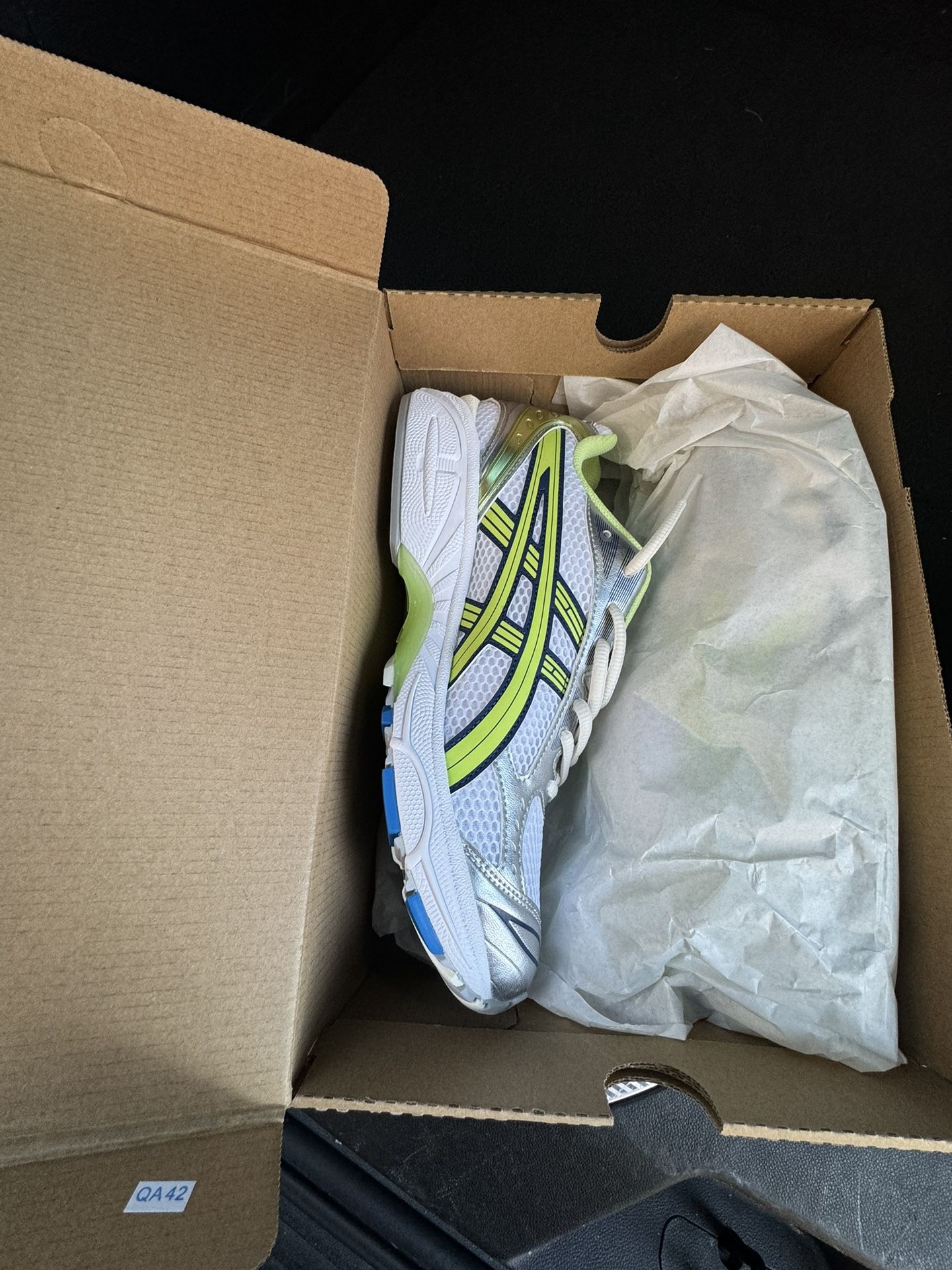 GEL-KAYANO 14 WHITE/LIME GREEN SZ9.5