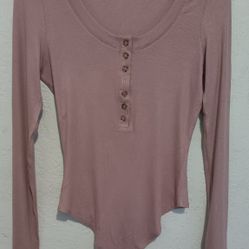 FASHION NOVA PINK BODY SUIT.