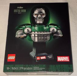LEGO Marvel Doctor Doom Bust Set 76345