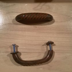  Decorative Cabinet/drawer pulls From Home Depot Expo 3” Screws included 73 pulls $30