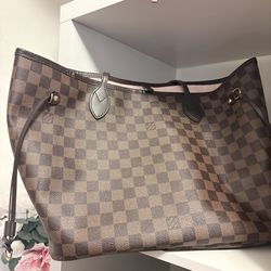 Louis Vuitton Neverfull