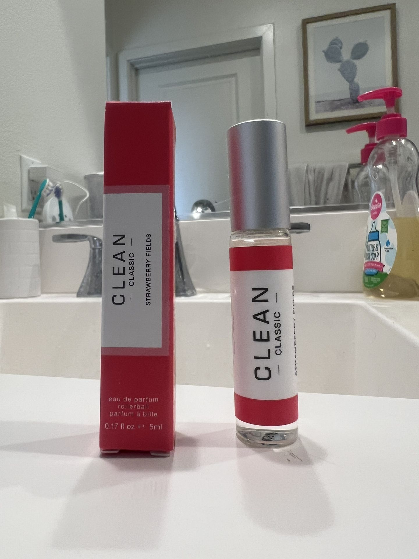 Clean Reserve Strawberry Fields Perfume