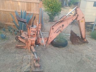 Toyota 9MD2 Skid-steer Accessory Excavator