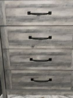 Chest Drawers. 