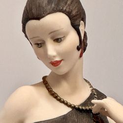Giuseppe Armani Porcelain Figurine - Lady & Siamese Cat
