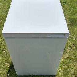 Hisense Freezer
