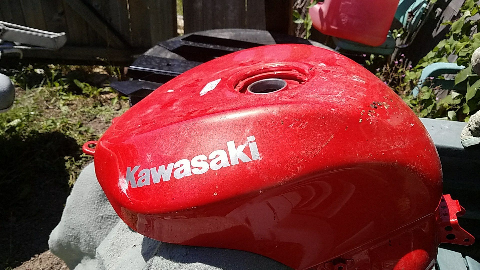 Kawasaki gas tank