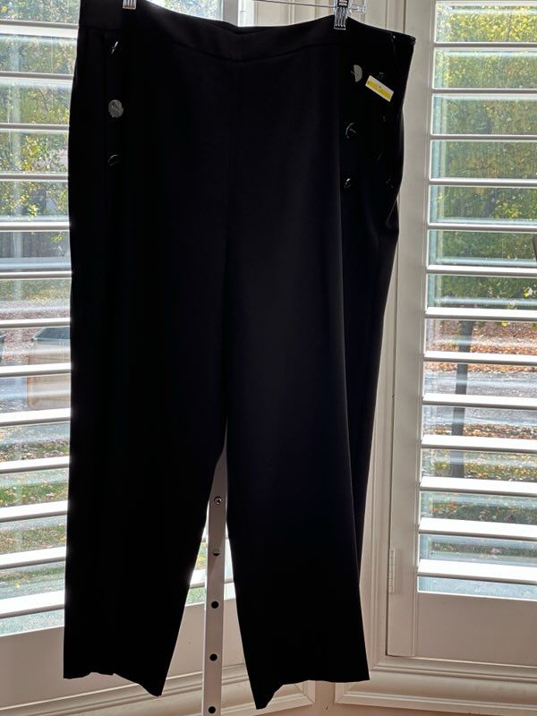 DKNY Donna Karen, New York (New)