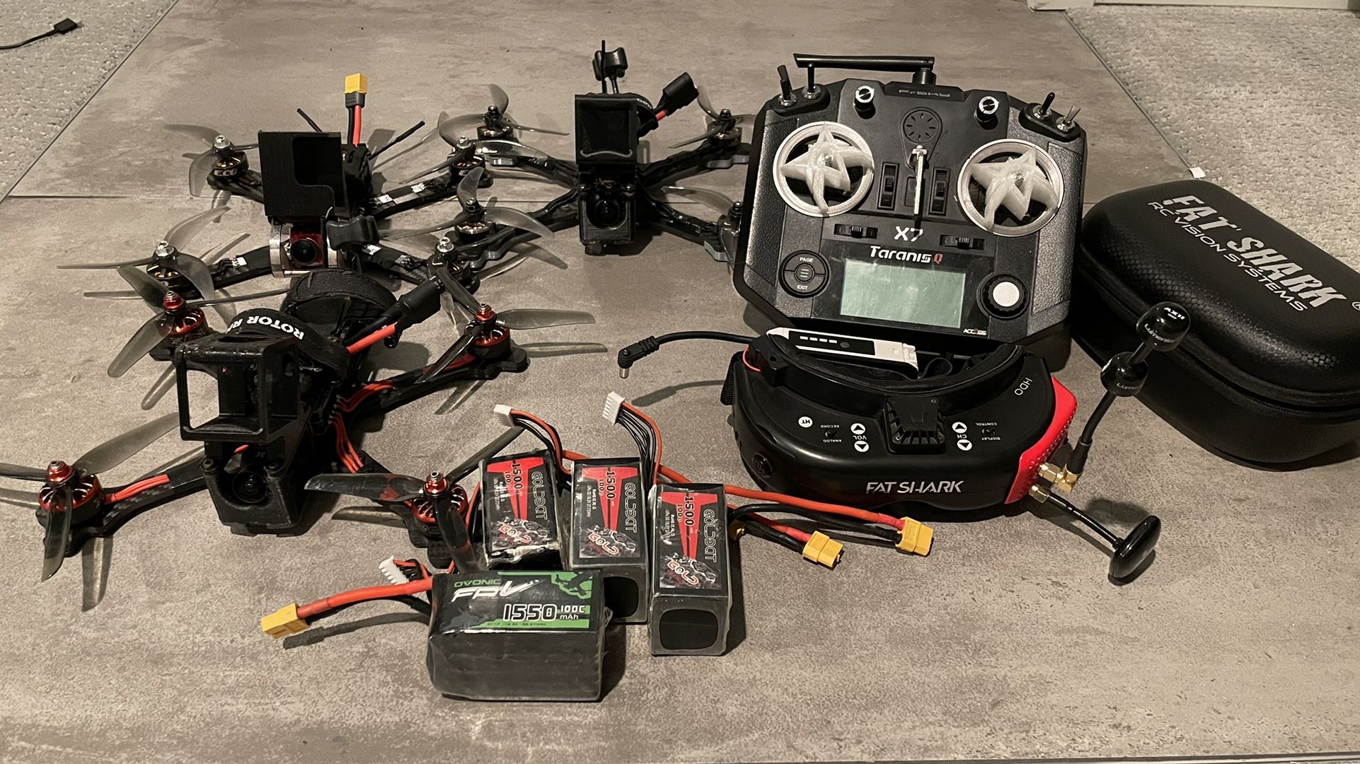 full fpv setup (only two drones for-sale instead of three)