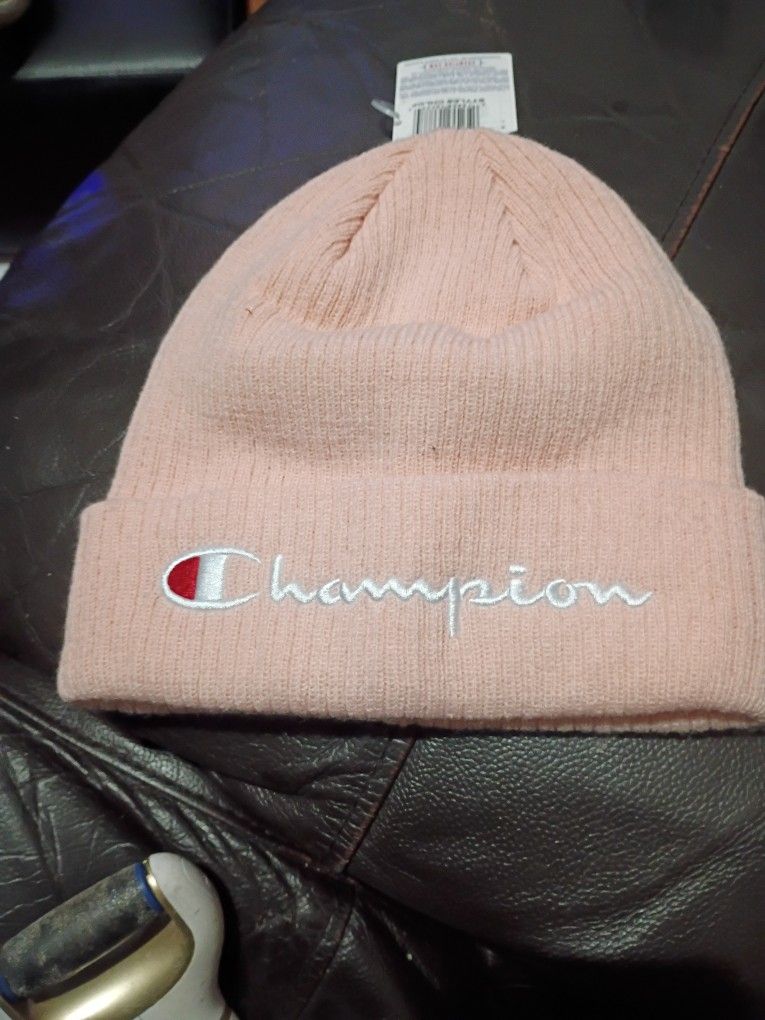 Champion unisex Winter Beanie OS Pink
