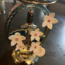 Mulan Bath & Body Works Candle Holder