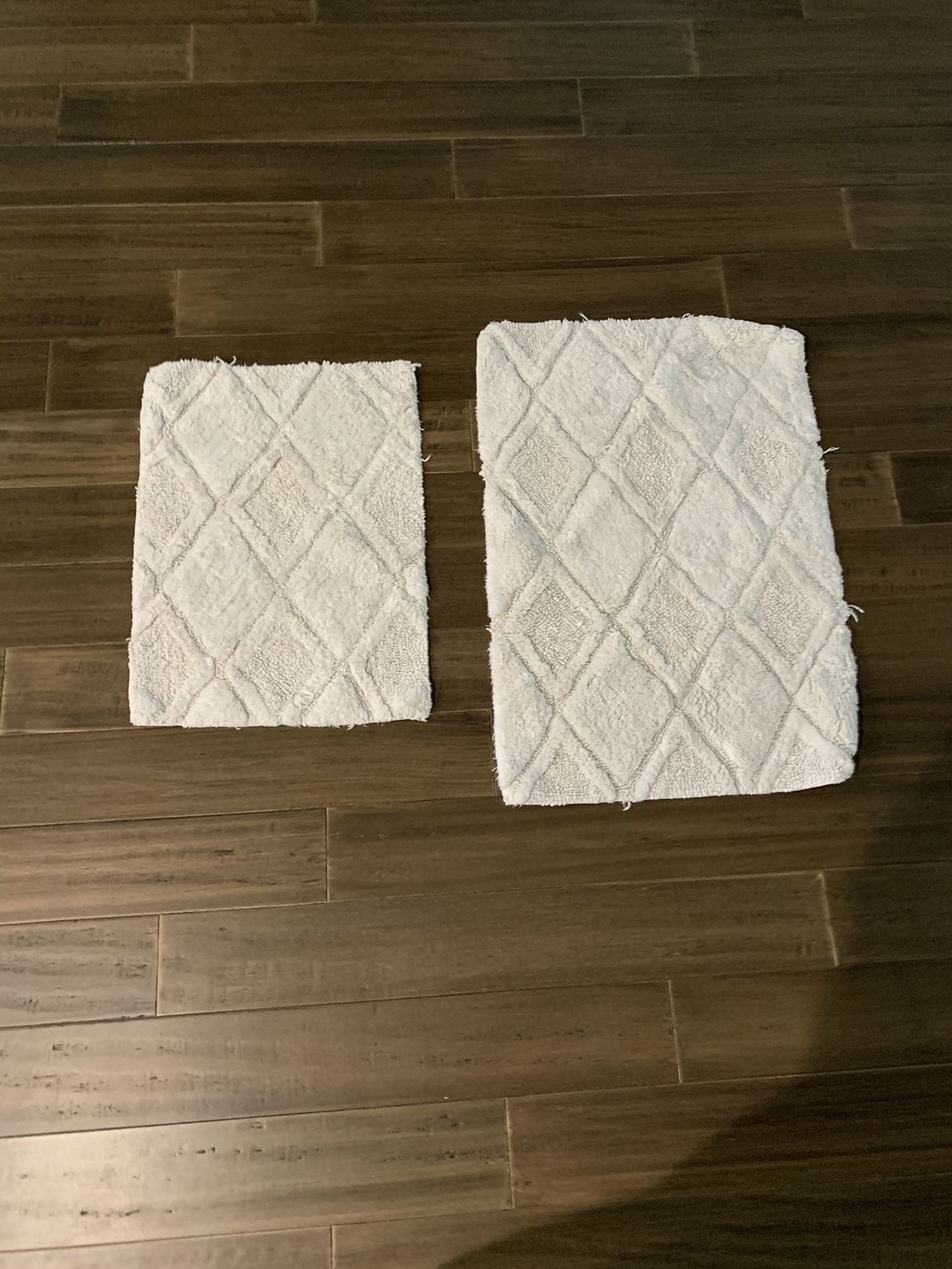 Matching Bathroom rugs