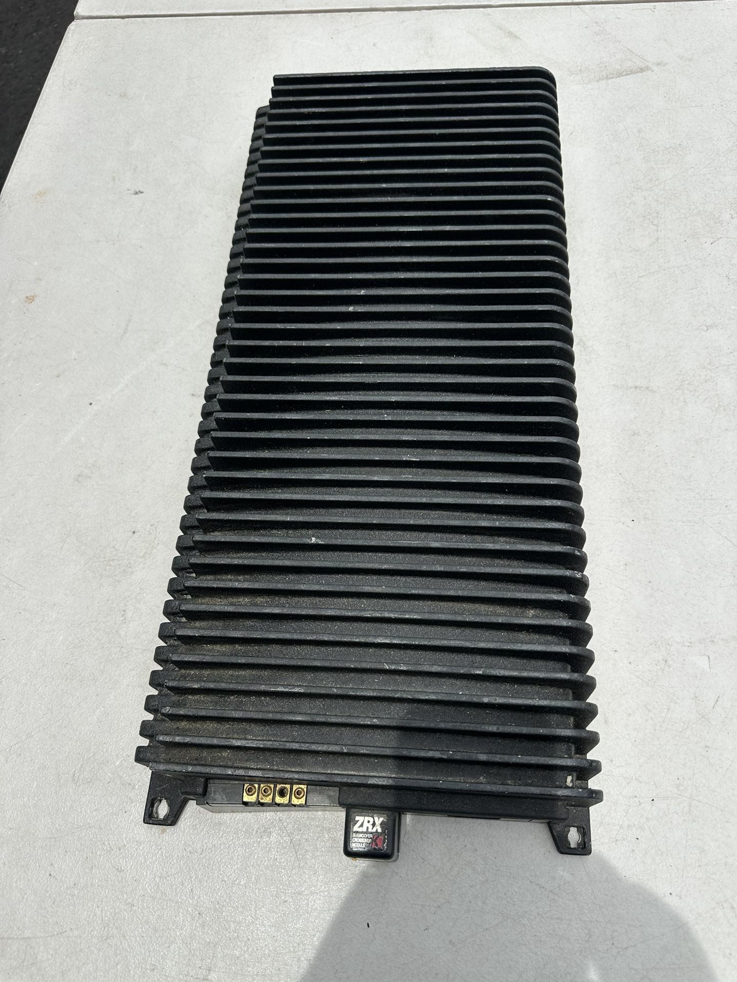 Kicker ZR1000 2-channel car amplifier