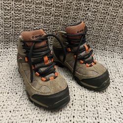 Boys Kids HI-TEC boots Size 10