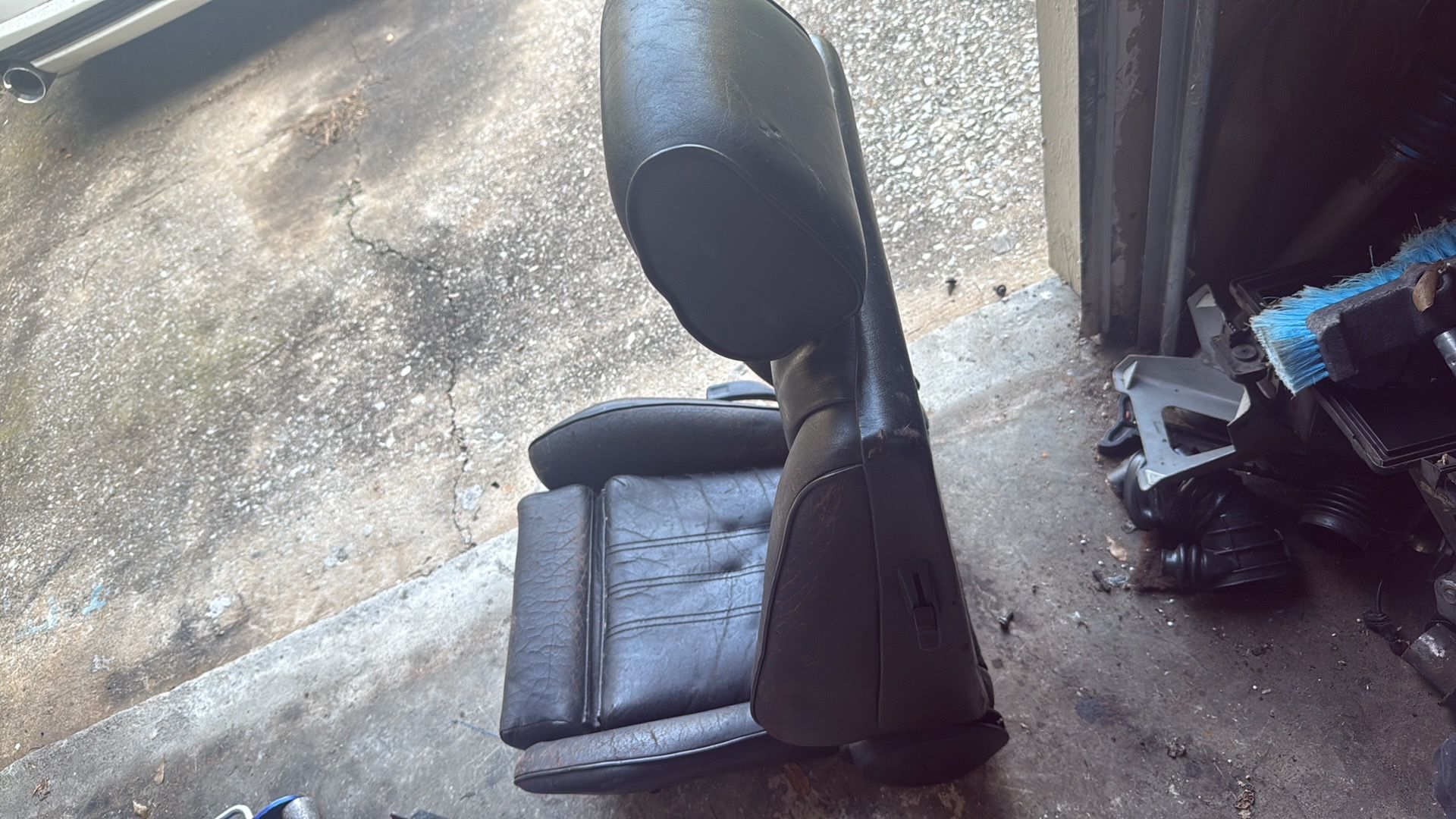 BMW E30 Passenger sport seat,