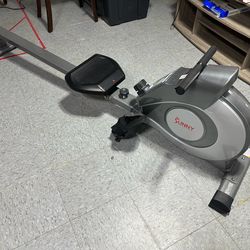 Rowing Machine (like new)