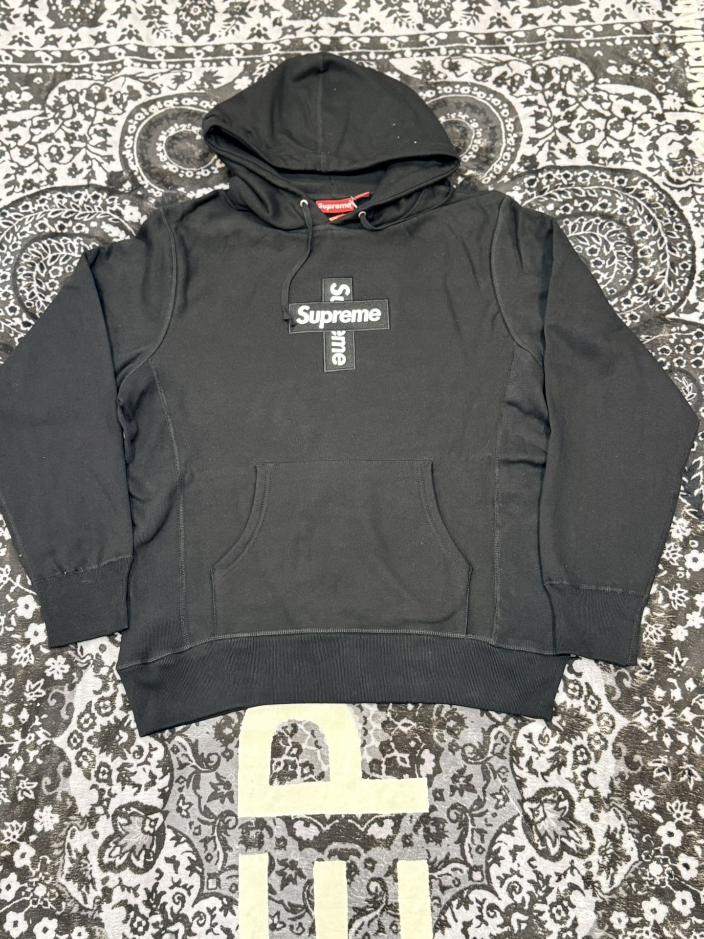 Supreme Hoodie