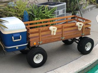 Original woodie wagon with extras