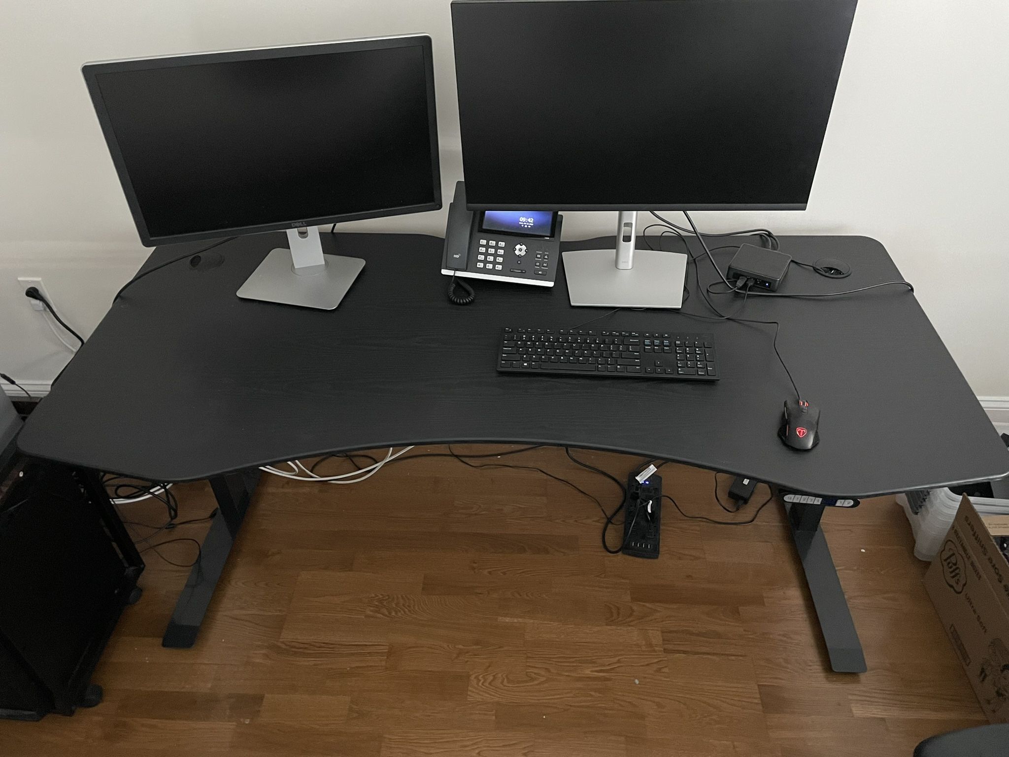 ApexDesk Elite Pro Standing Desk 71”x33”