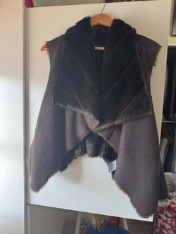 Fur vest