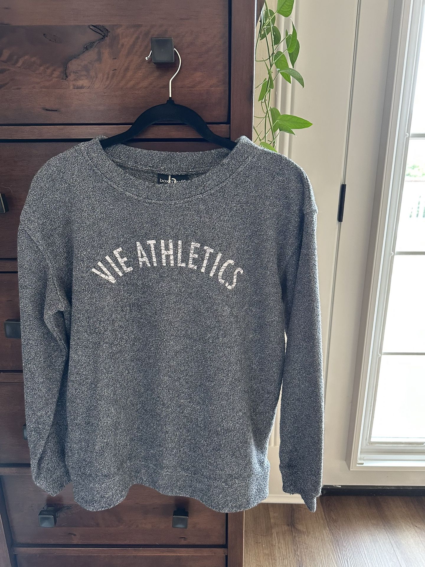 Vie Athletics Sweatshirt