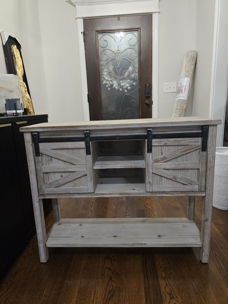 Kirkland Whitewash Russ Barn Sliding Door Sideboard/Console