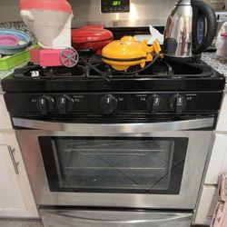 Kenmore Stove