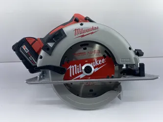 Milwaukee 7-1/4" Circular Saw M18 2631-20 w/Battery *Never Used* (WMP021731)