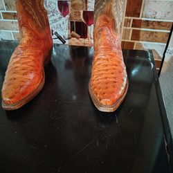 Women Boots Size 6 and a Half 