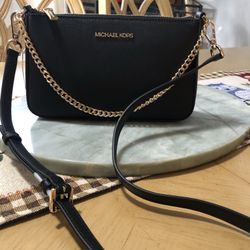 MK Crossbody bag