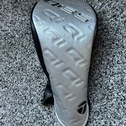 Taylormade QI35 Driver Headcover 