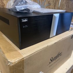 Sunfire TGA-7401 400 watts x 7 amplifier