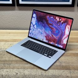 2019 16” MacBook Pro - 2.3 GHz i9 - 32GB - 1TB - Low Cycles