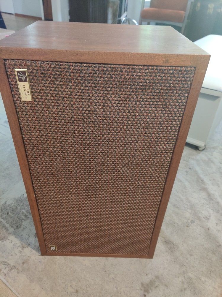 Fisher Speakers