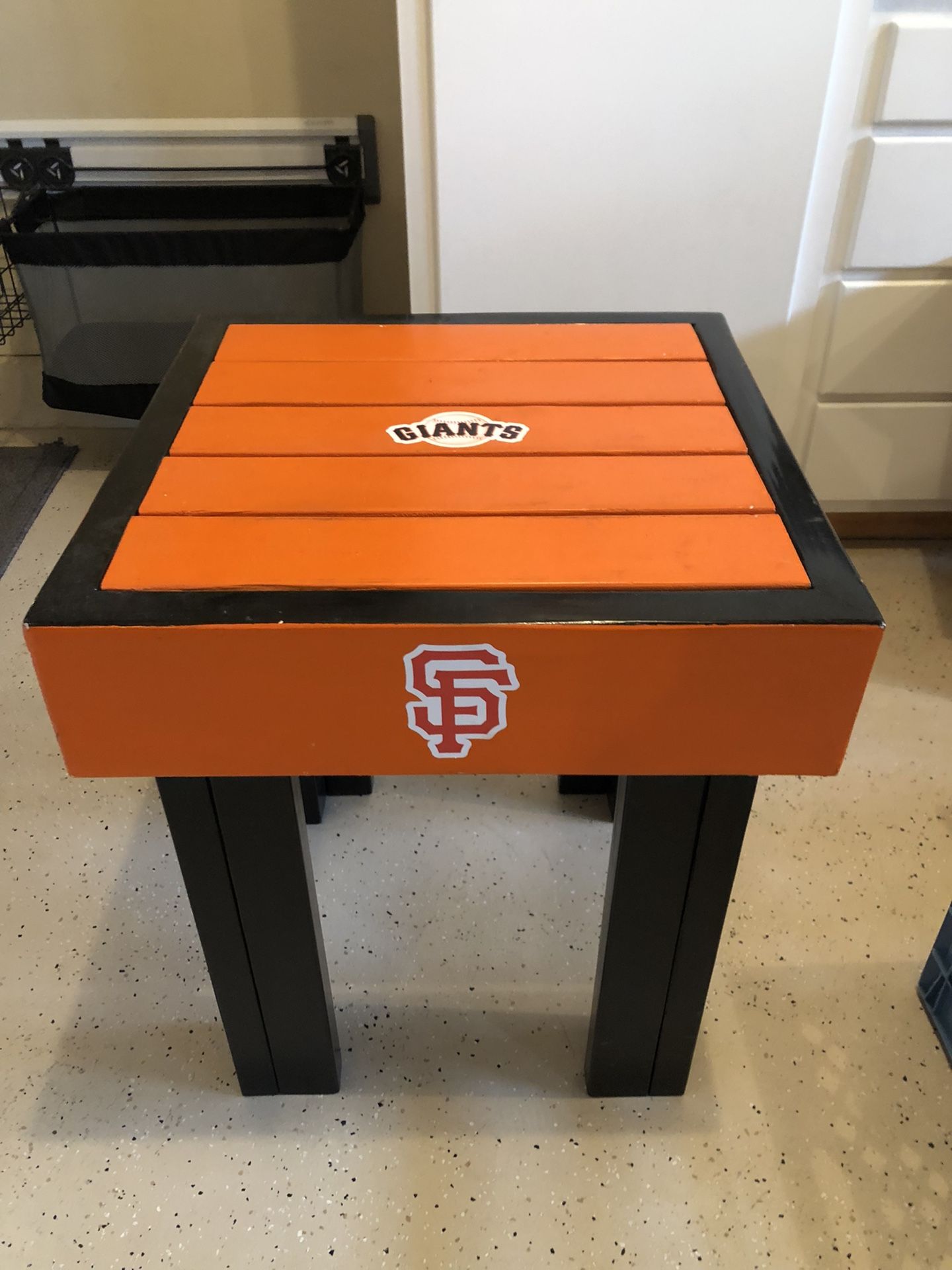 SF Giants Table
