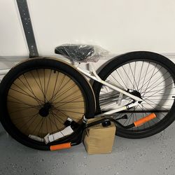 Celsius beach cruiser style bike adult size