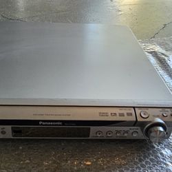 Panasonic 5 Disc DVD And Cd Player