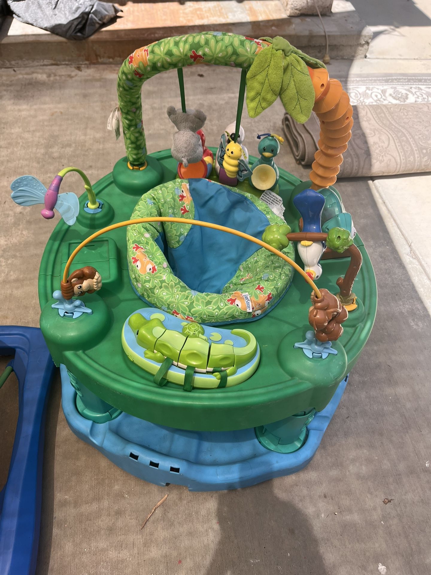 Activity center & Walker for baby