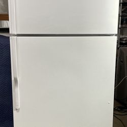 GE Fridge Refrigerator 