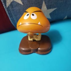 vintage 1989 Nintendo Mario