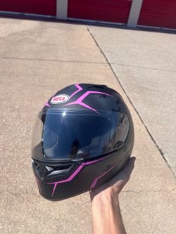 Woman’s Bell Medium Motorcycle Helmet